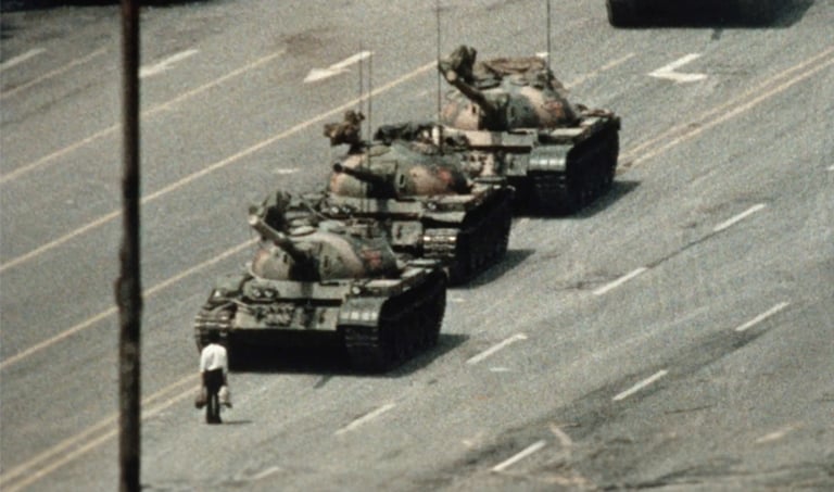 Anniversari, 35 anni fa il  massacro di Tienanmen: un libro lo ricorda
