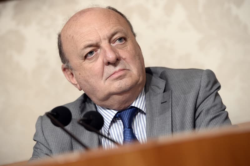 Energia senza coraggio: Pichetto paga la Francia e spegne l’Italia