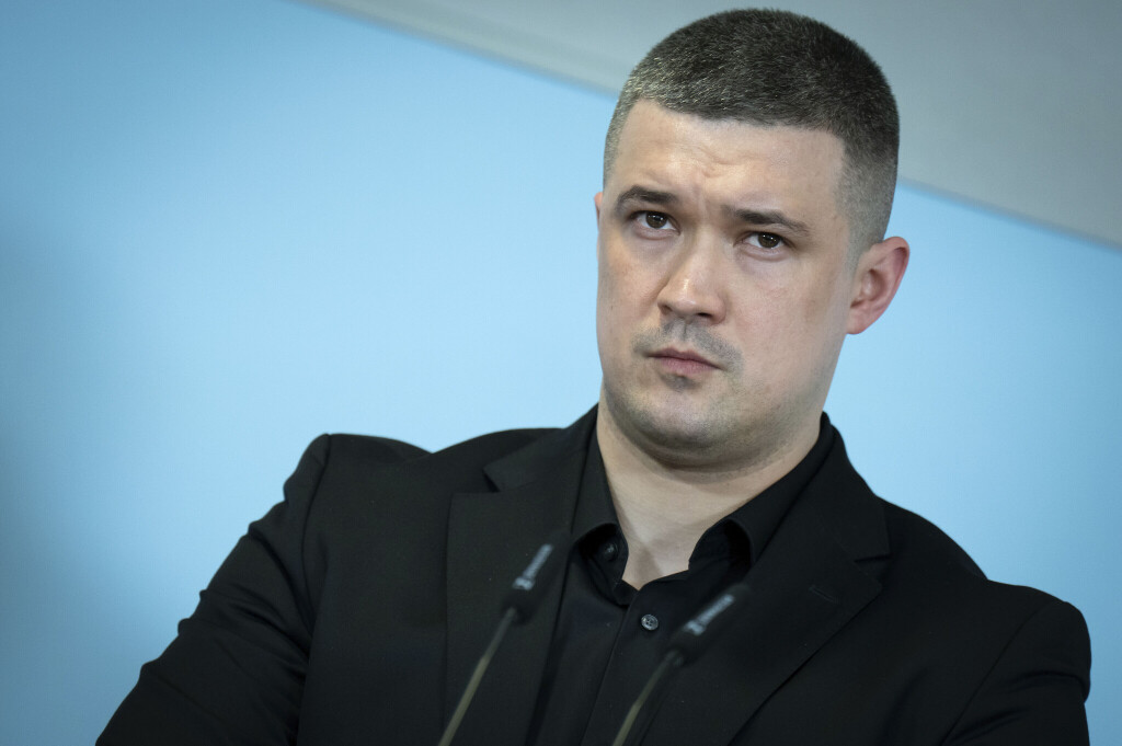 Crosetto punta su Fedorov, l’uomo che ha fatto male alla Russia. E sui social -puntuale-  spunta l’ombra della propaganda